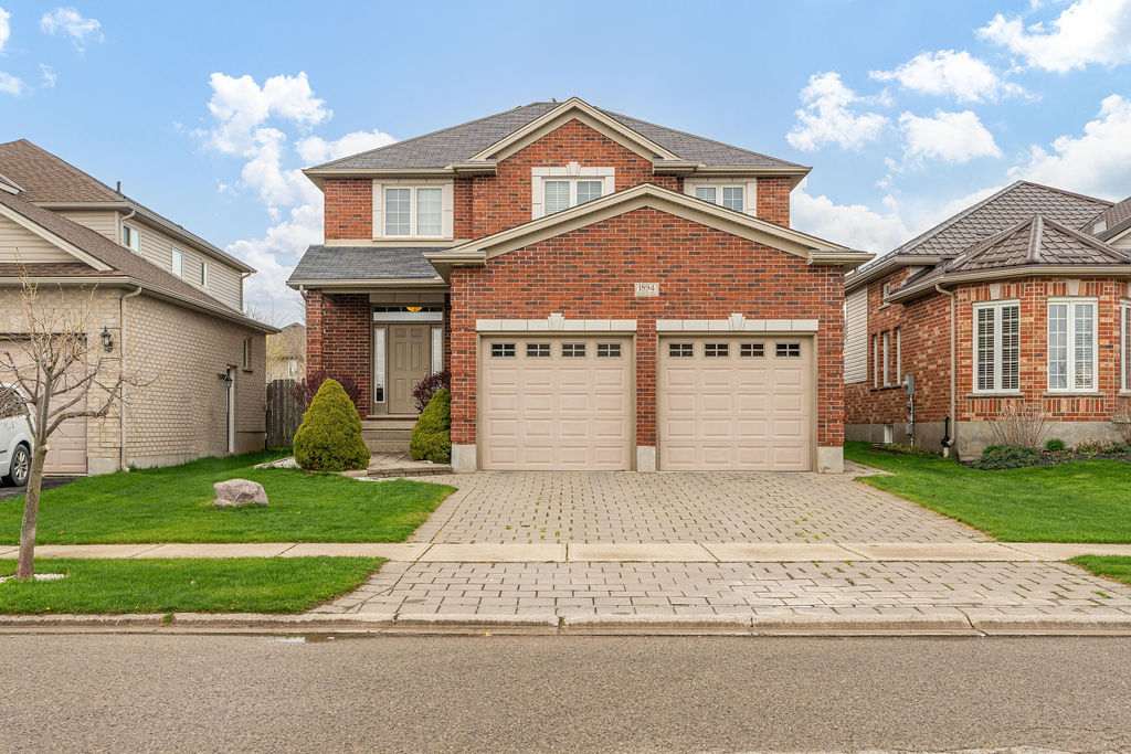 SOLD!! 1894 Bayswater Crescent